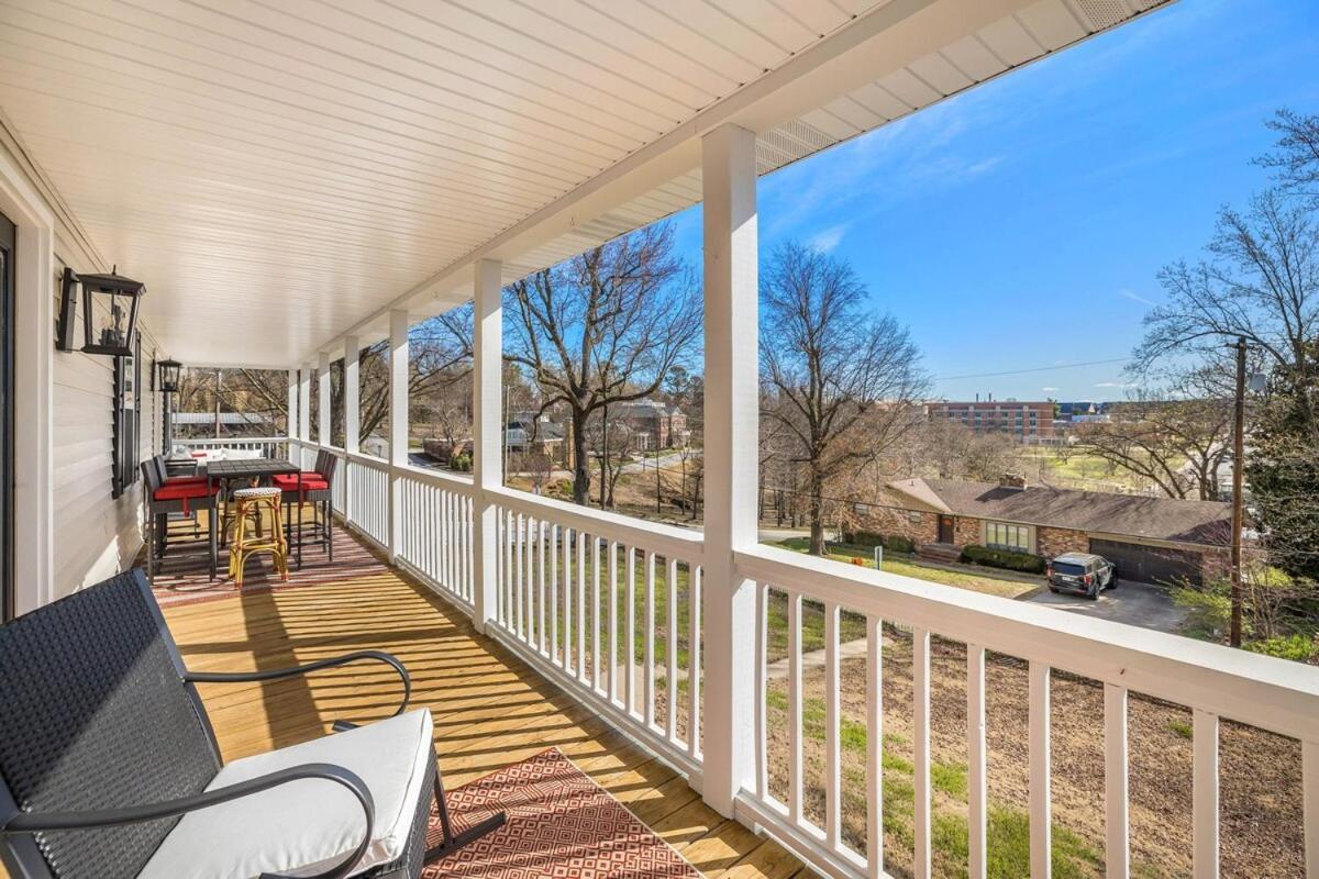 Pig Sooie Porch-Steps To Razorback Stadium-U Of A Villa Fayetteville Exterior photo